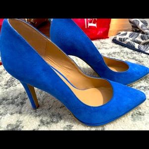 Classic Women's Suede Pointed-Toe Pumps in Blue